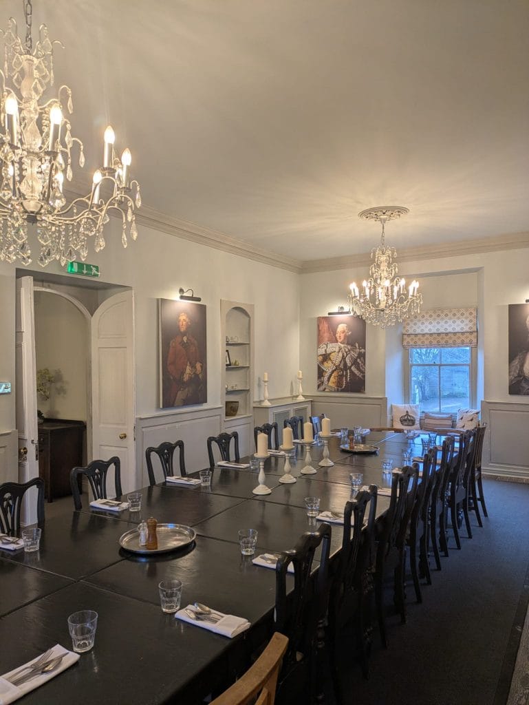 Pivate Hire Kings Arms